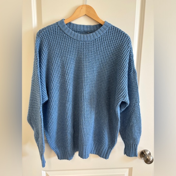 American Eagle Outfitters Sweaters - American Eagle Crewneck Knit Sweater Color Blue Size M